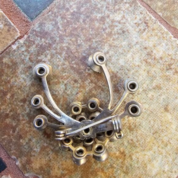 Vintage Aurora Borealis AB Rhinestone Brooch - Picture 2 of 2